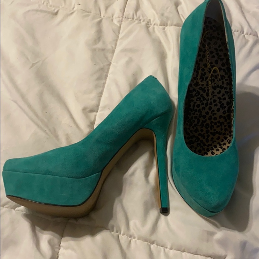 Platform heels - Picture 2 of 3